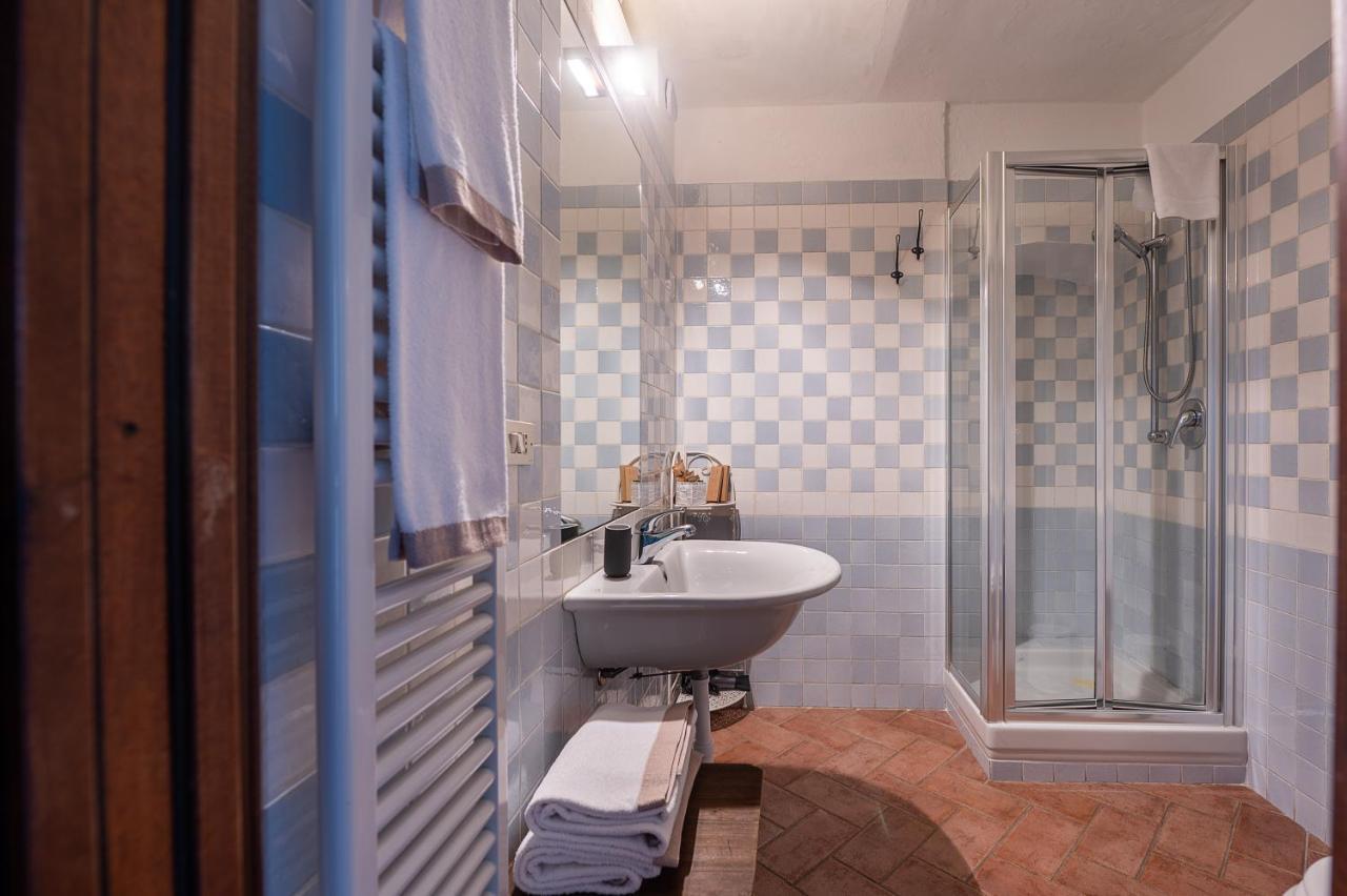 Hotel Convino Castiglione Falletto Esterno foto
