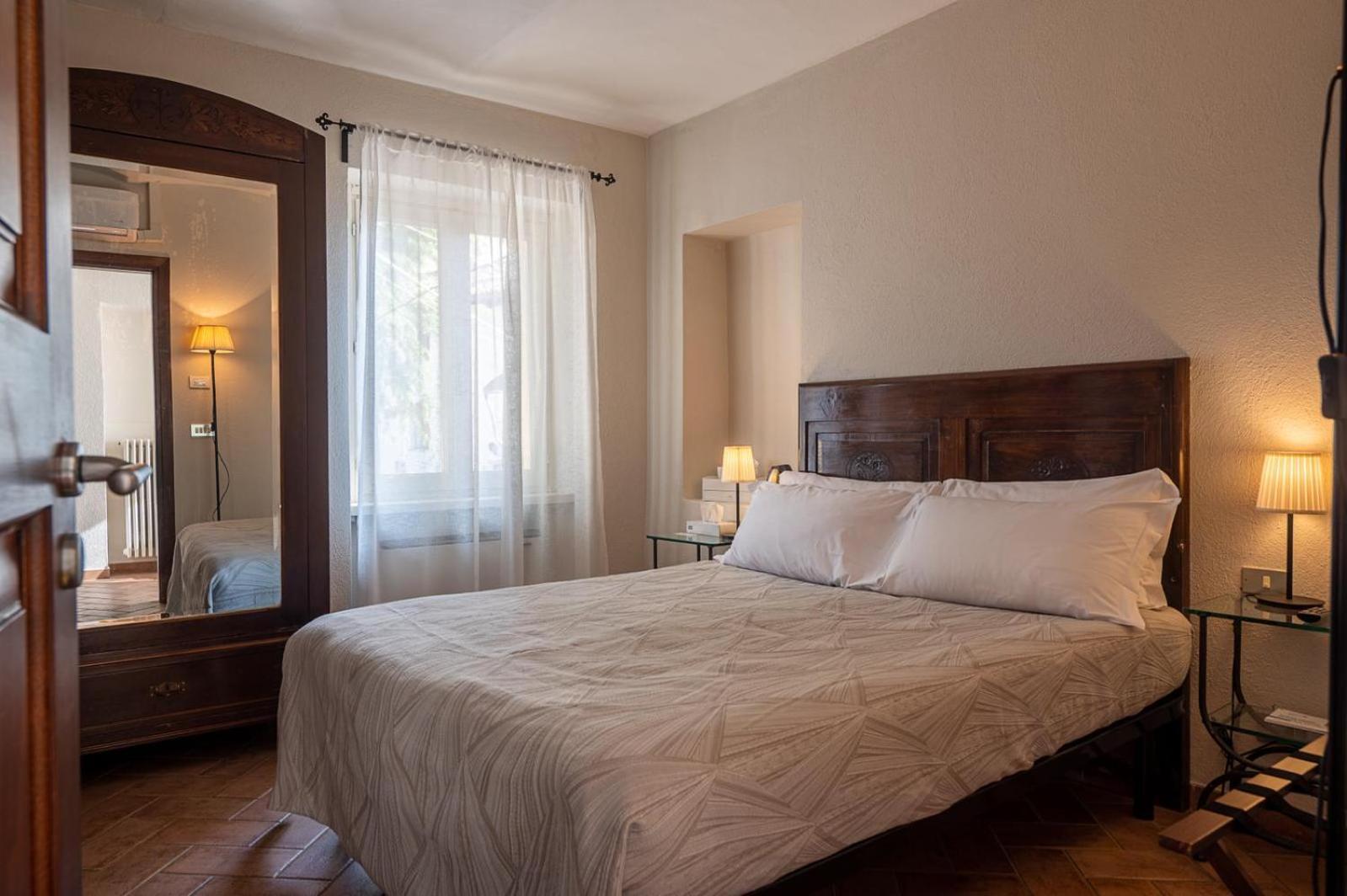 Hotel Convino Castiglione Falletto Esterno foto