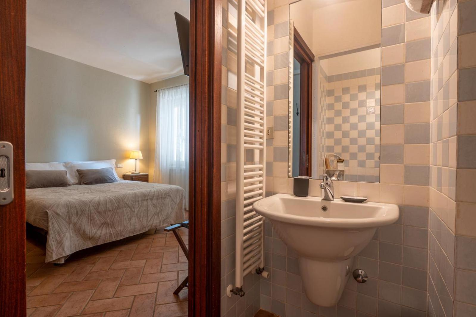 Hotel Convino Castiglione Falletto Esterno foto