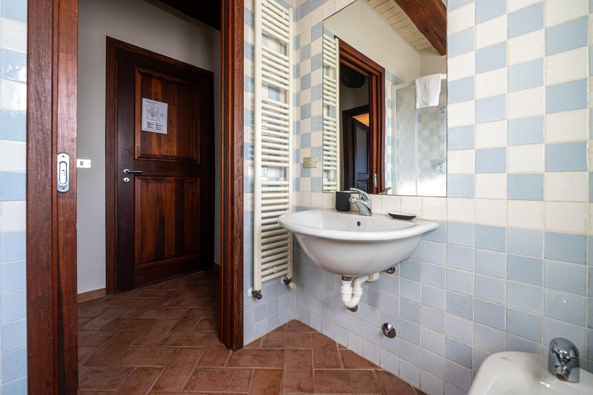 Hotel Convino Castiglione Falletto Esterno foto